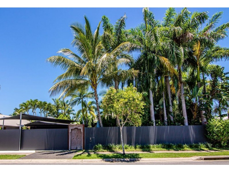 7 Sandpiper, Port Douglas QLD 4877
