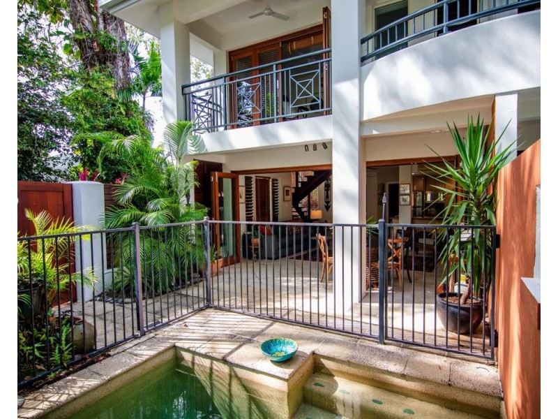 Port Douglas QLD 4877