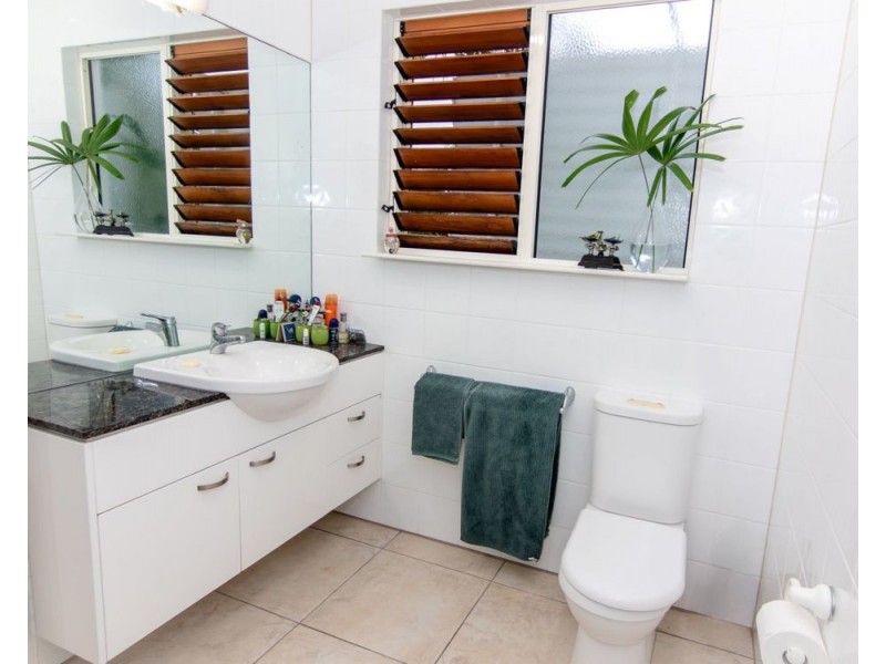 Port Douglas QLD 4877