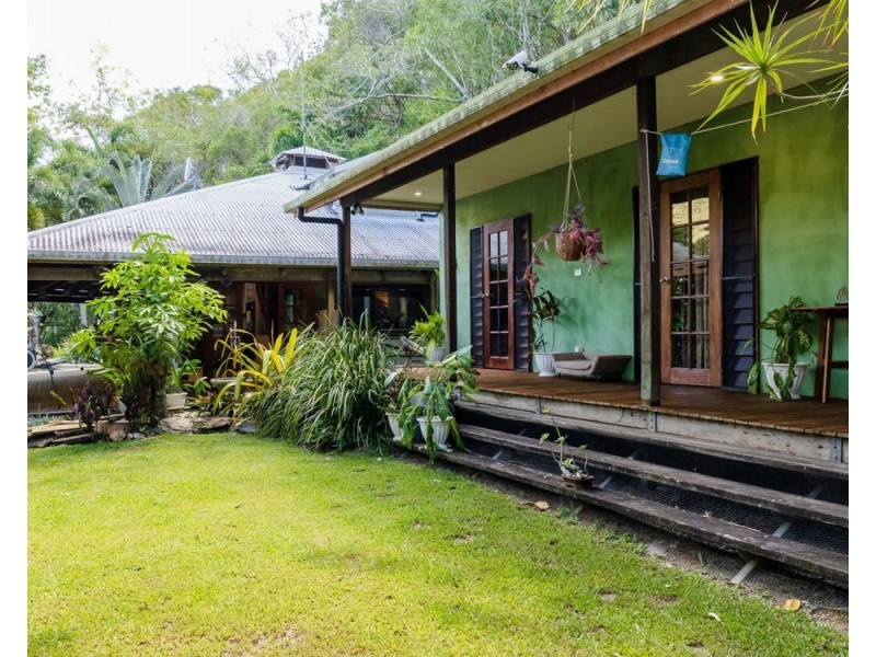 Port Douglas QLD 4877