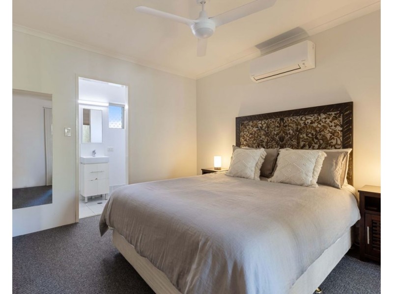 7/11-15 Port Douglas Road, Port Douglas QLD 4877