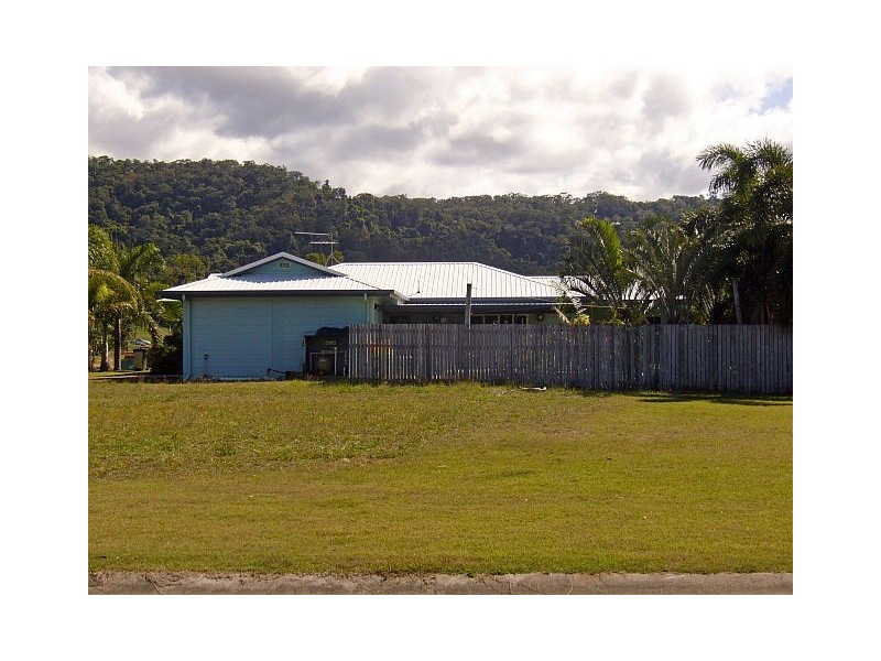 73 Sylvia Close, Wonga QLD 4873