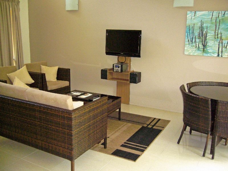 Villa 147 Rendezvous Resort, Escape St, Port Douglas QLD 4877
