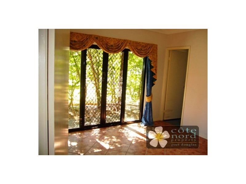 9 Ulysses Avenue, Port Douglas QLD 4877
