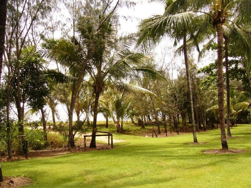 Yorkeys Knob QLD 4878