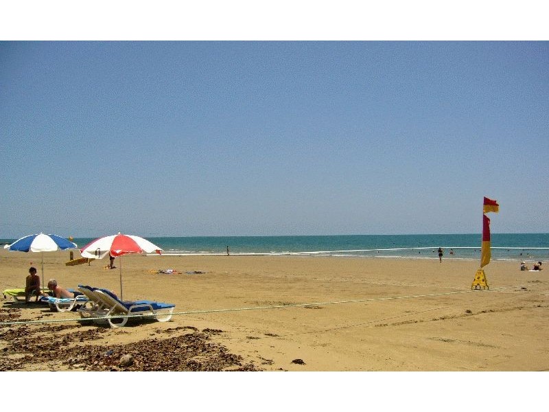 Port Douglas QLD 4877
