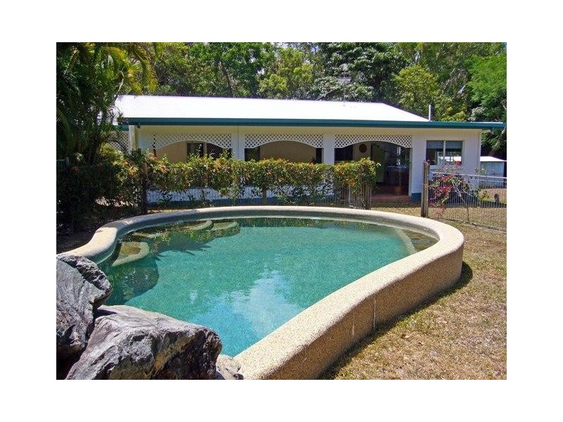 Port Douglas QLD 4877