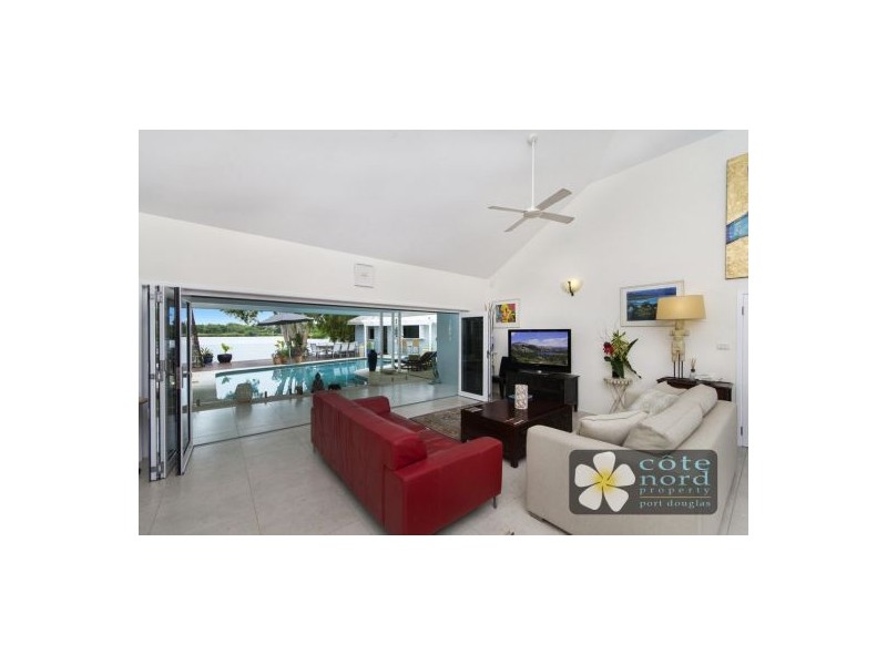 Port Douglas QLD 4877