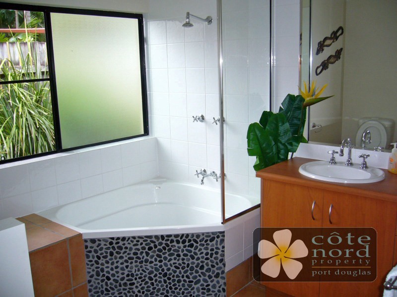 Port Douglas QLD 4877