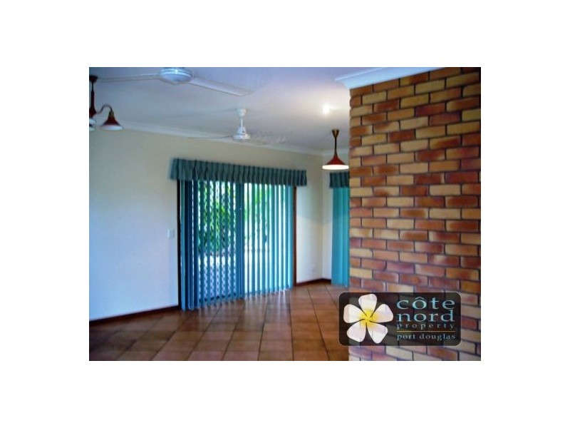 8 Shalom Close, Cooya Beach QLD 4873