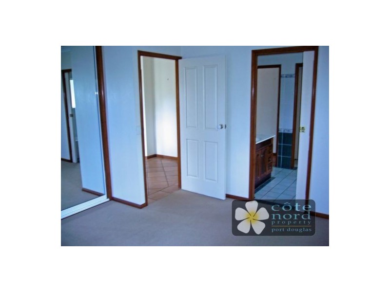 8 Shalom Close, Cooya Beach QLD 4873