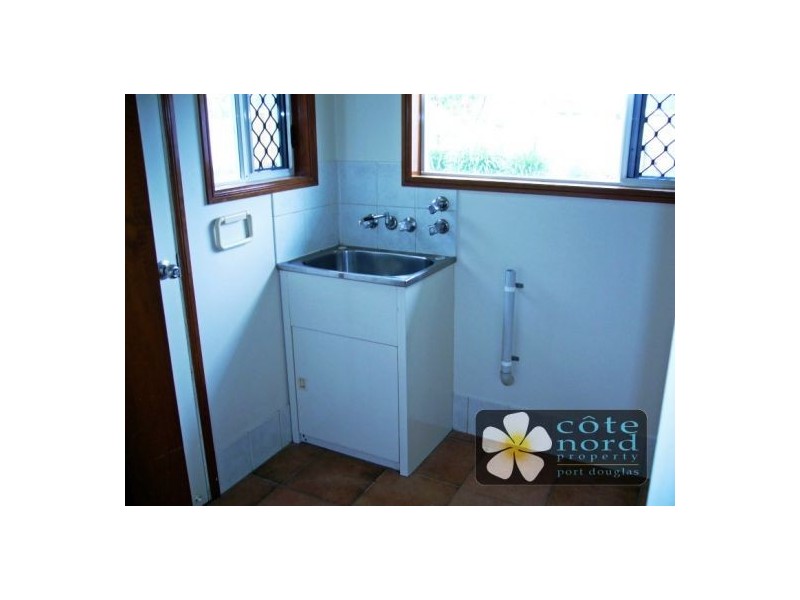 8 Shalom Close, Cooya Beach QLD 4873