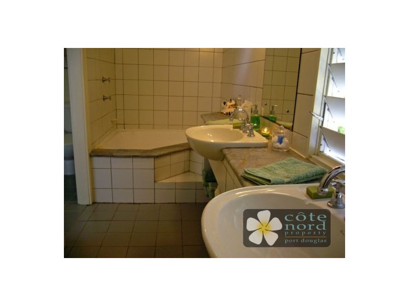 Port Douglas QLD 4877