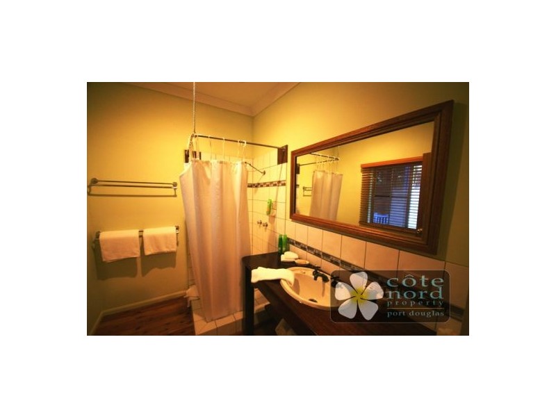 17 Stewart Street, Daintree QLD 4873