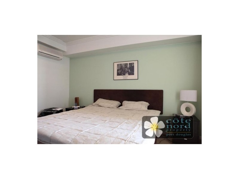 Port Douglas QLD 4877