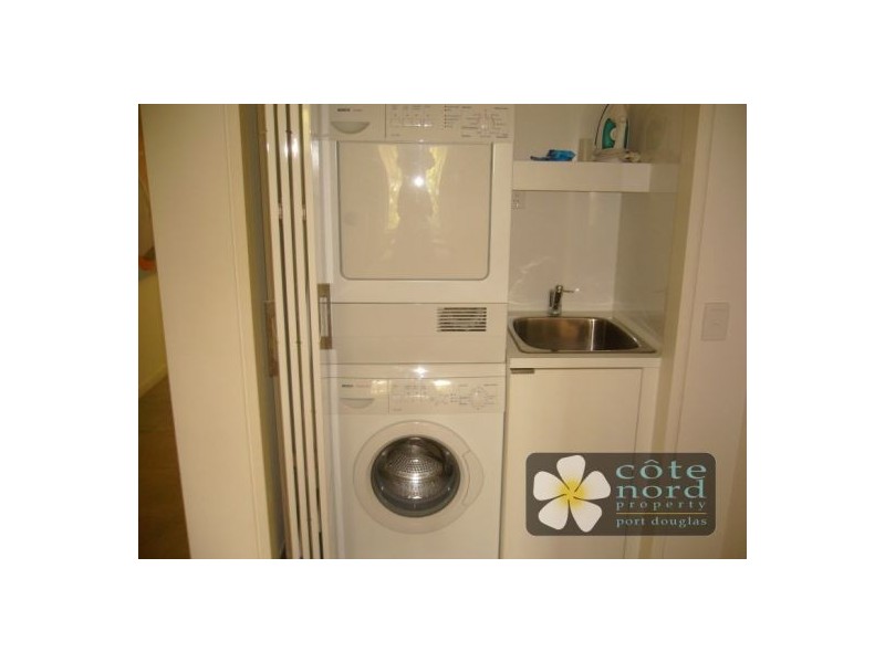 Port Douglas QLD 4877