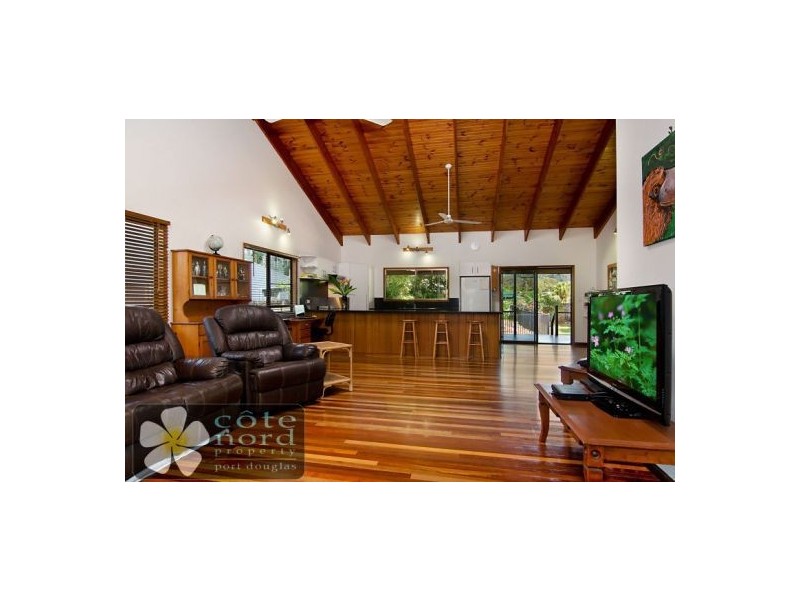 14 Ribbon Avenue, Port Douglas QLD 4877