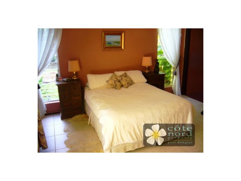 15 Agincourt Street, Port Douglas QLD 4877