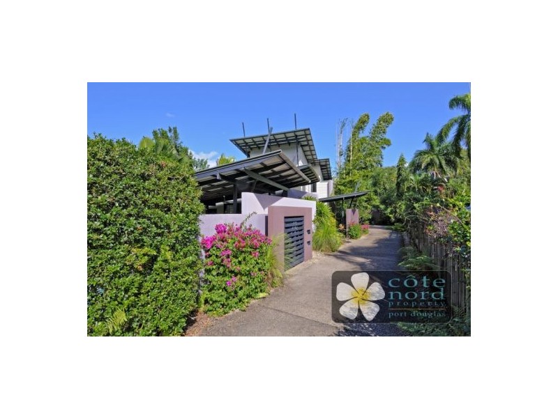 Port Douglas QLD 4877