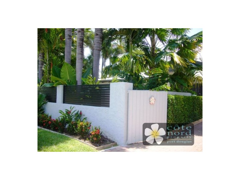 Port Douglas QLD 4877