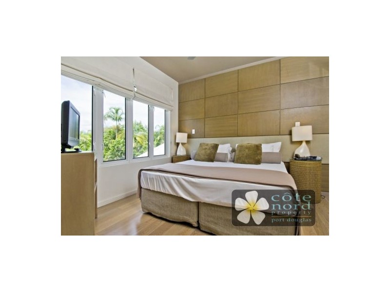 Port Douglas QLD 4877
