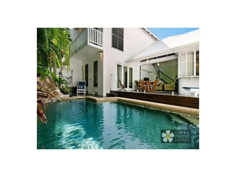 Port Douglas QLD 4877