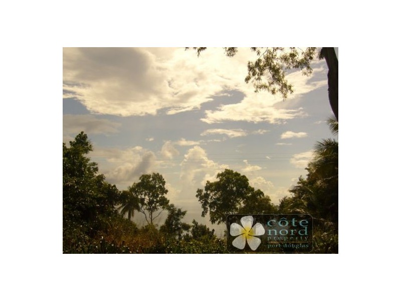 15 TOLL GATE RD, OAK BEACH, Port Douglas QLD 4877