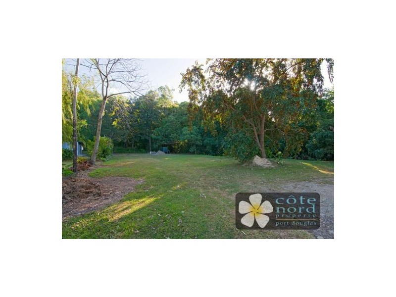 15 TOLL GATE RD, OAK BEACH, Port Douglas QLD 4877