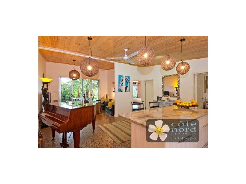 14 TOLL GATE RD, OAK BEACH, Port Douglas QLD 4877