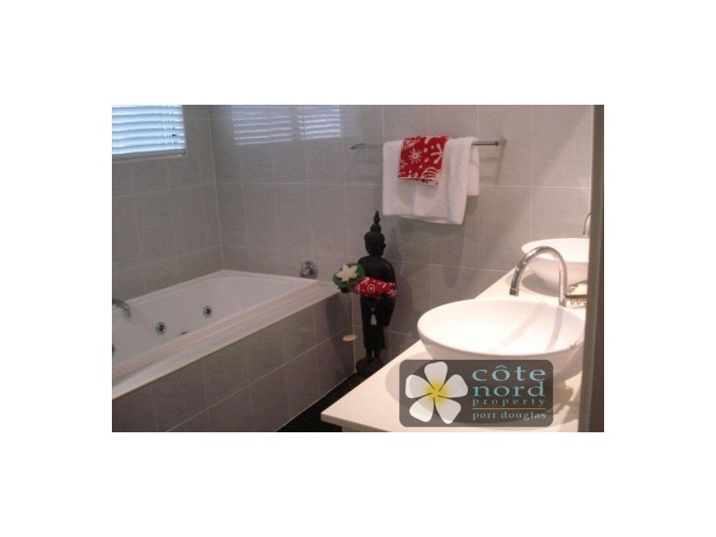 Port Douglas QLD 4877