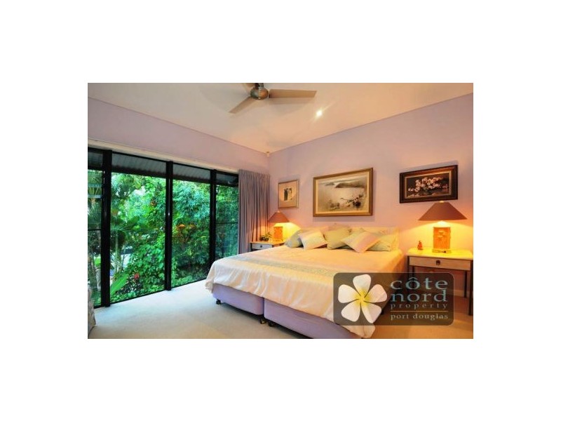 Port Douglas QLD 4877
