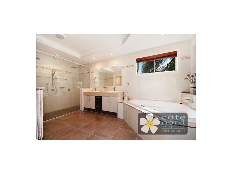 Port Douglas QLD 4877