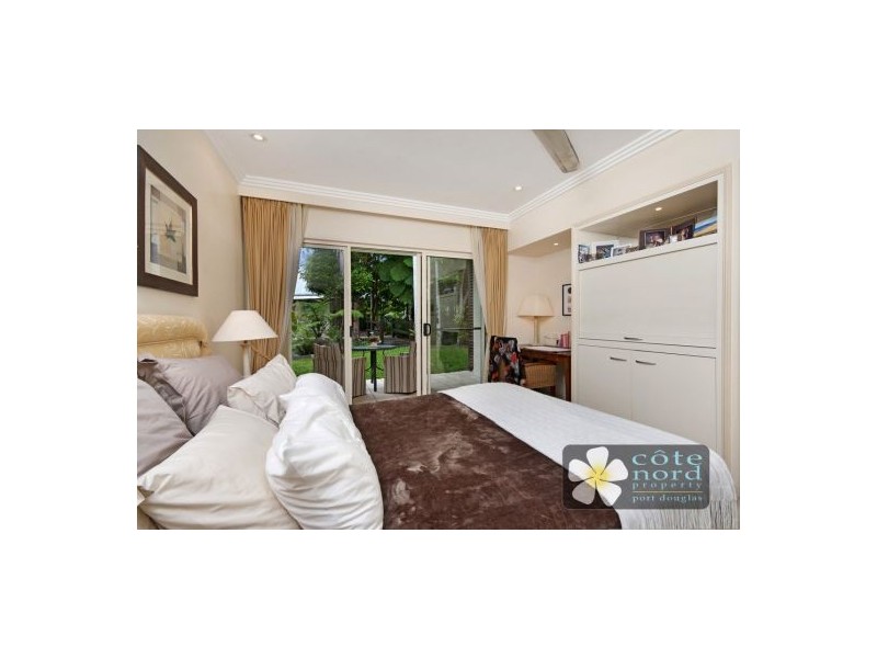 Port Douglas QLD 4877