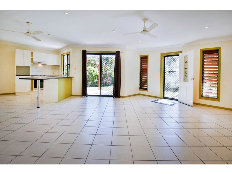 3/70 Livingstone Street, West End QLD 4810