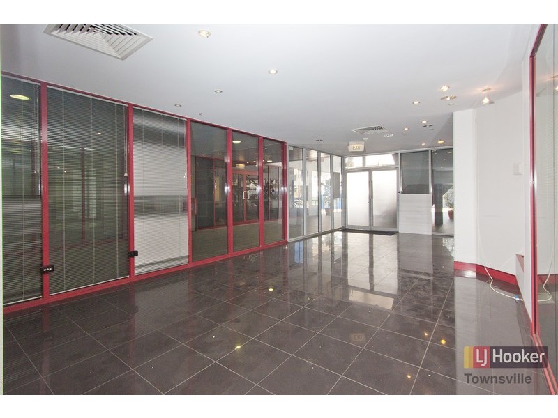 1b/131 Denham Street, Townsville City QLD 4810