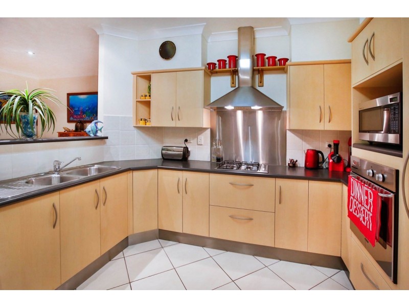 102 Greenwood Drive, Kirwan QLD 4817