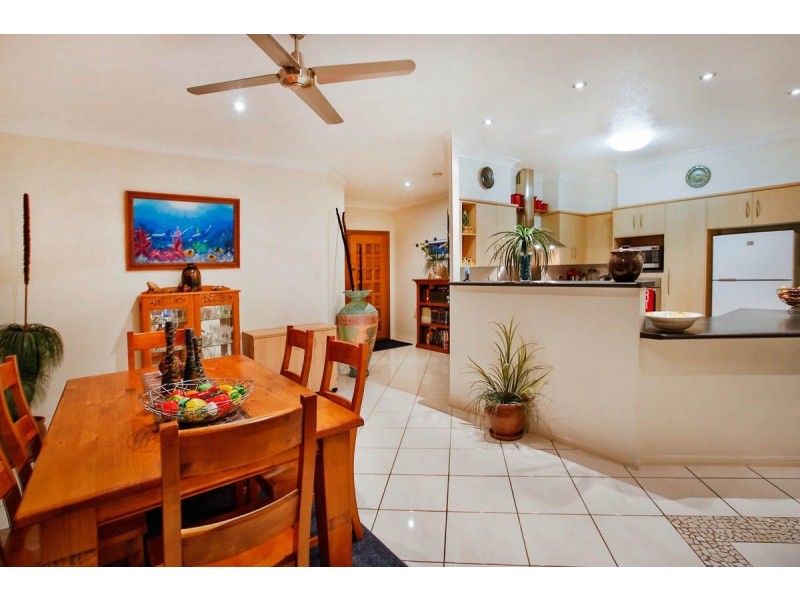 102 Greenwood Drive, Kirwan QLD 4817