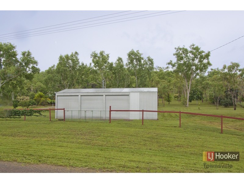 37 Thunderbolt Drive, Oak Valley QLD 4811