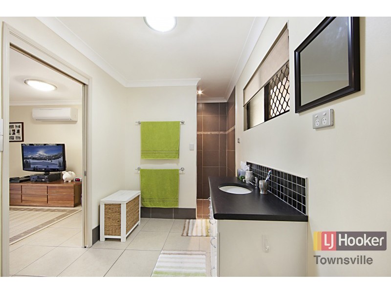 37 Thunderbolt Drive, Oak Valley QLD 4811