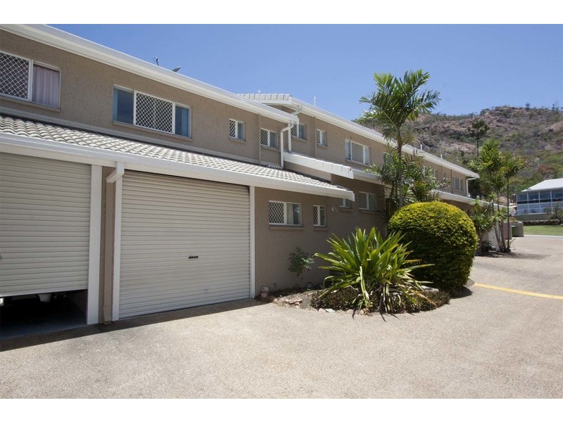 4/4 Stuart Street, North Ward QLD 4810