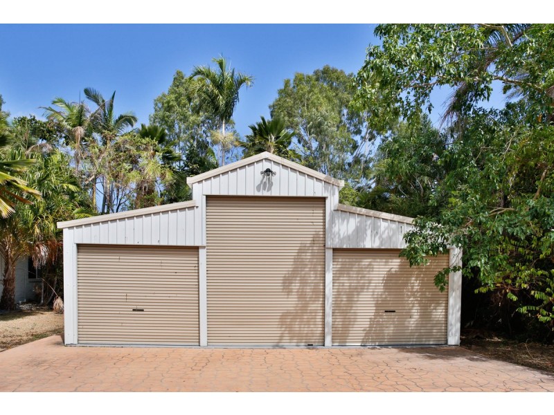 13 Mostyn Crescent, Bushland Beach QLD 4818