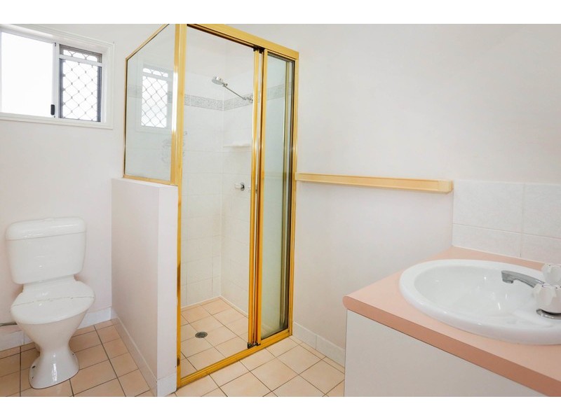 33 Sandstone Drive, Kirwan QLD 4817