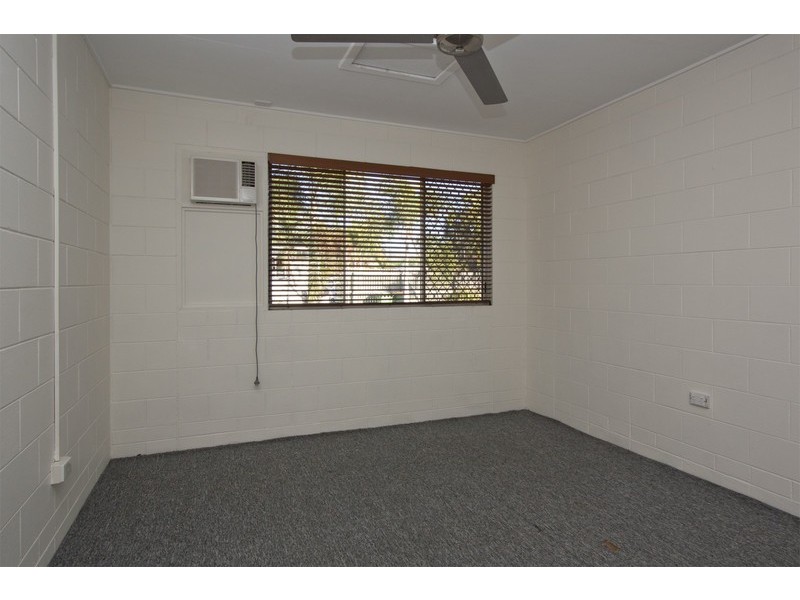 1/27 Fitzroy Street, Cranbrook QLD 4814