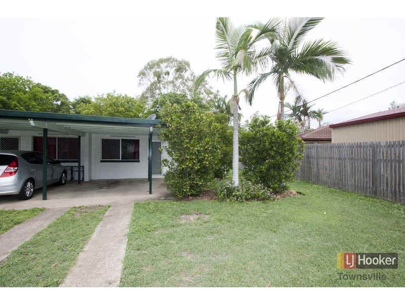 2/68 Coates Street, Mount Louisa QLD 4814