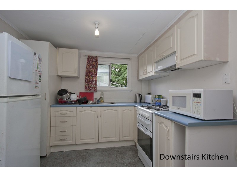 13 Illoura Street, Cranbrook QLD 4814