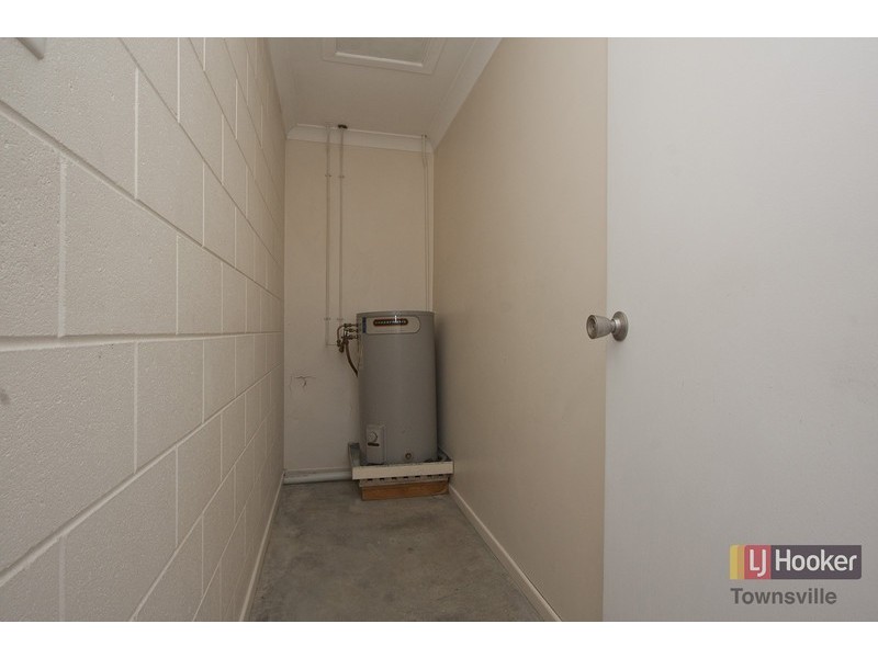 5/4 Windsor Street, Hermit Park QLD 4812