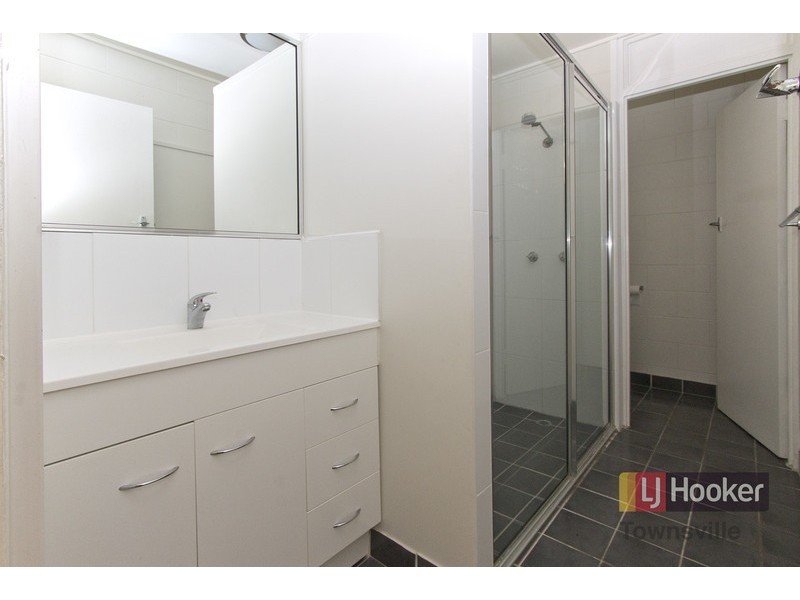 1/17 Richmond Street, Hermit Park QLD 4812