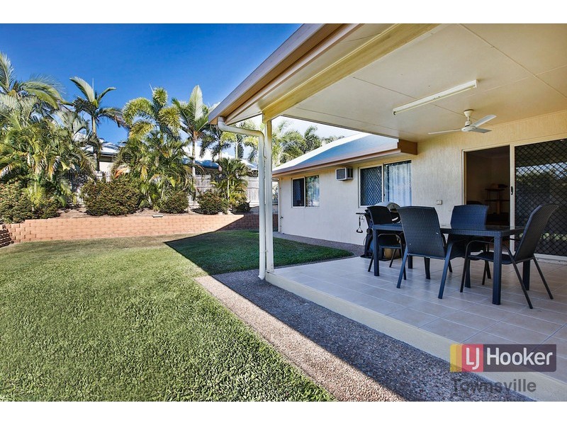 6 Timbury Way, Mount Louisa QLD 4814