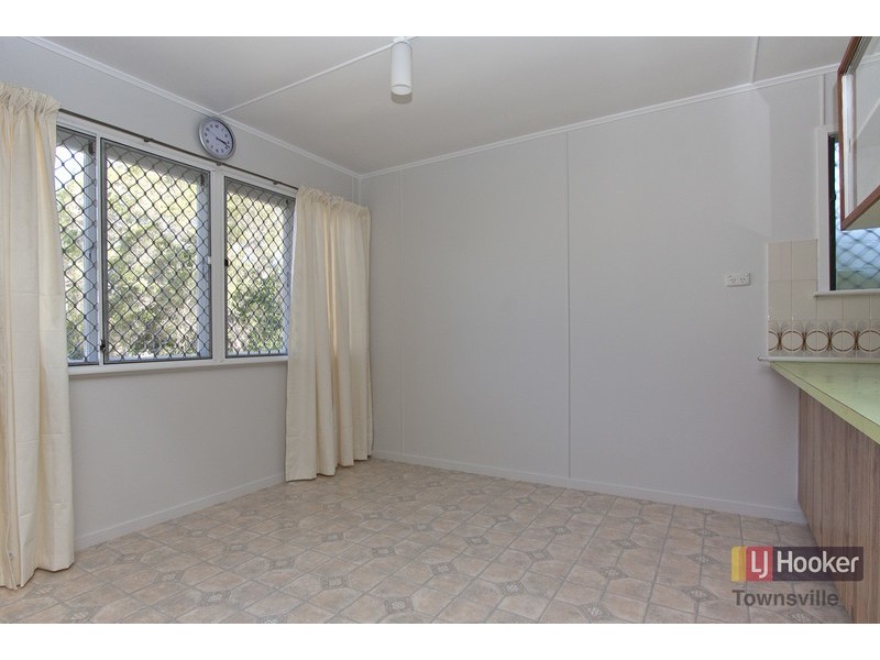 4 Myndee Street, Vincent QLD 4814