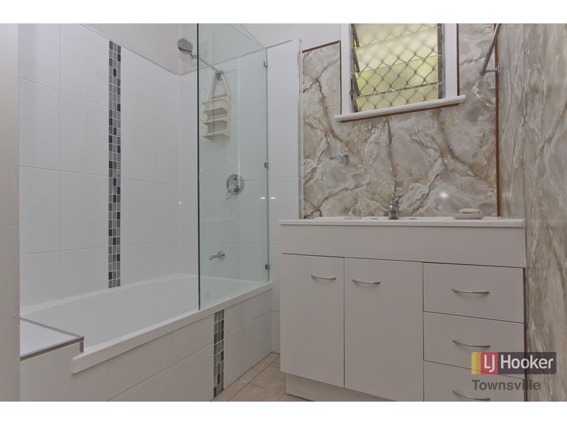 4 Myndee Street, Vincent QLD 4814